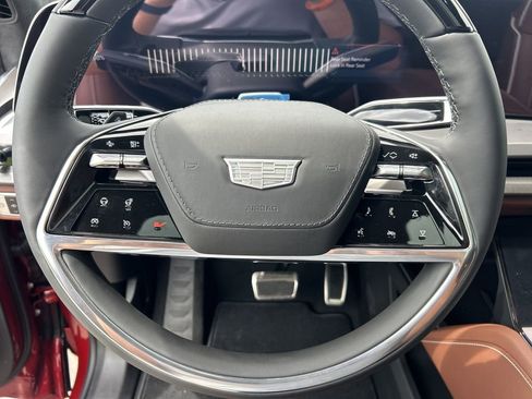 New 2026 Cadillac Vistiq Platinum image 26