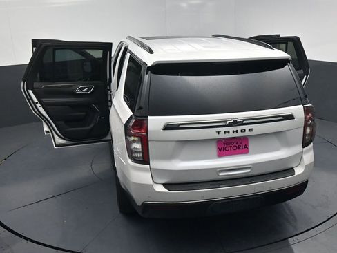 Used 2022 Chevrolet Tahoe Z71 w/ Z71 Off-Road Package AWD/4WD image 22