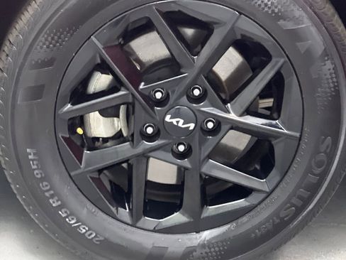 Used 2025 Kia K5 LXS image 56