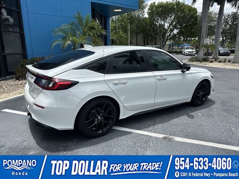 Used 2022 Honda Civic Sport image 9