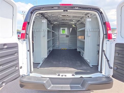 New 2025 Chevrolet Express 2500 w/ Driver Convenience Package image 12