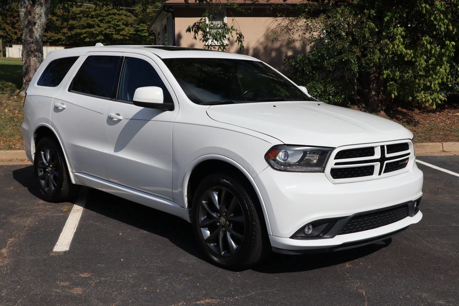 Used 2016 Dodge Durango SXT w/ Quick Order Package 23B AWD/4WD image 3