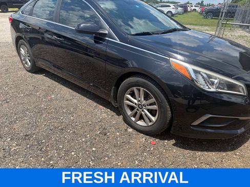 Used 2017 Hyundai Sonata SE FWD image 1