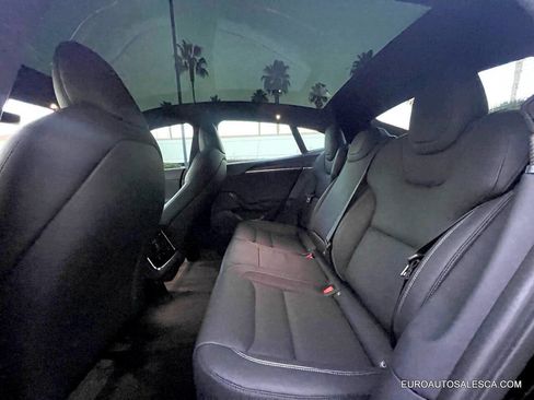 Used 2022 Tesla Model S Plaid image 23
