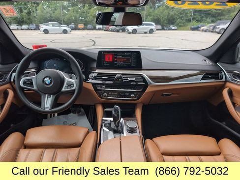 Used 2020 BMW 530i xDrive w/ M Sport Package AWD/4WD image 15