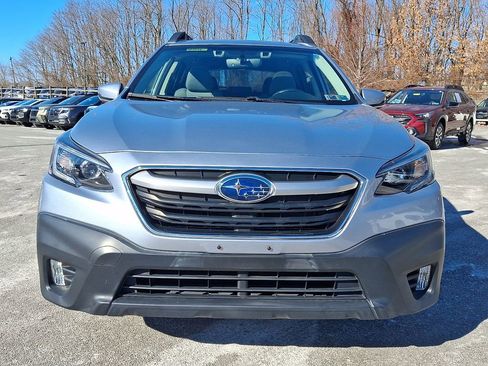 Certified 2022 Subaru Outback Premium image 3