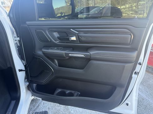 Used 2022 RAM 1500 Limited w/ Night Edition image 15