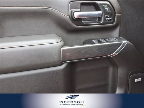 Used 2022 GMC Sierra 2500 AT4 w/ AT4 Preferred Package image 16