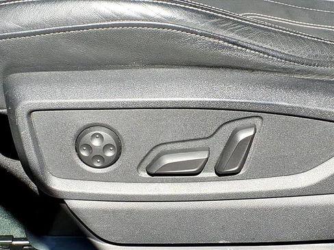 Used 2022 Audi Q5 2.0T Premium Plus image 20