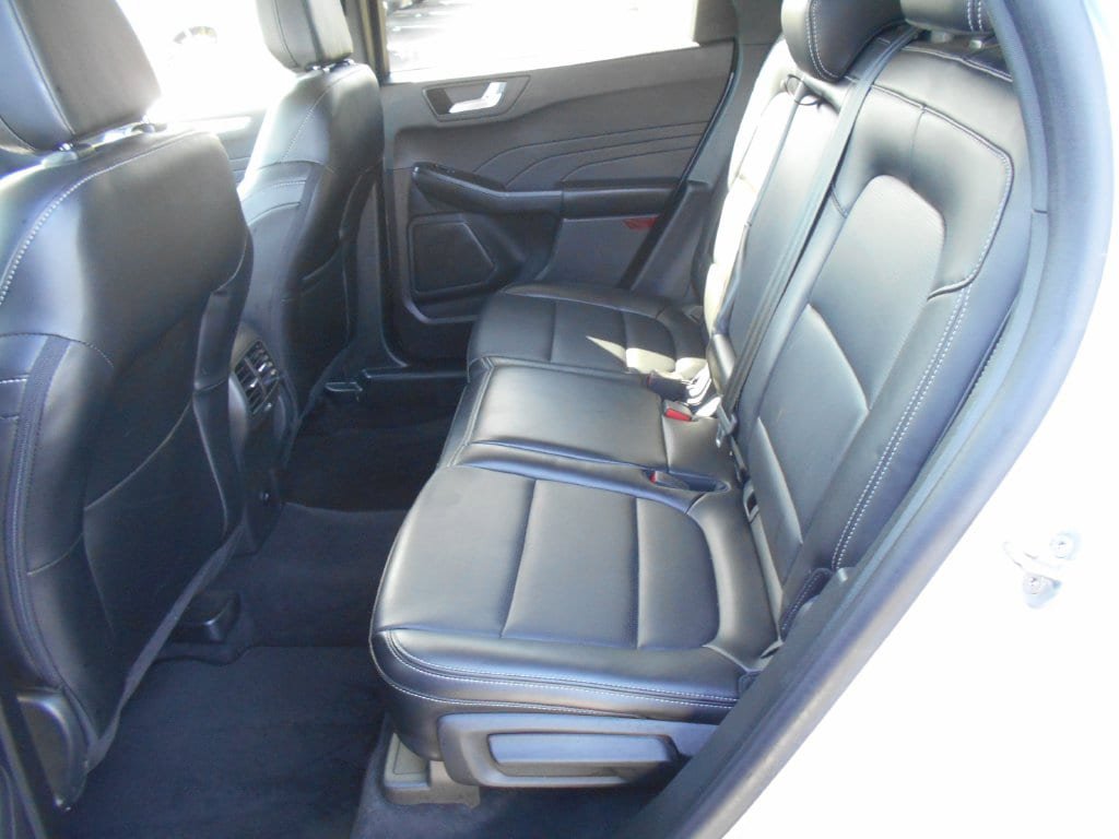 Used 2025 Ford Escape Platinum AWD/4WD image 10