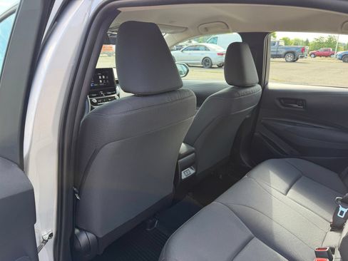 Used 2024 Toyota Corolla LE FWD image 27