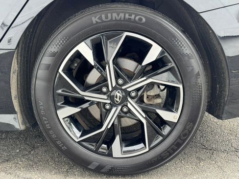 Used 2025 Hyundai Sonata SEL FWD image 32
