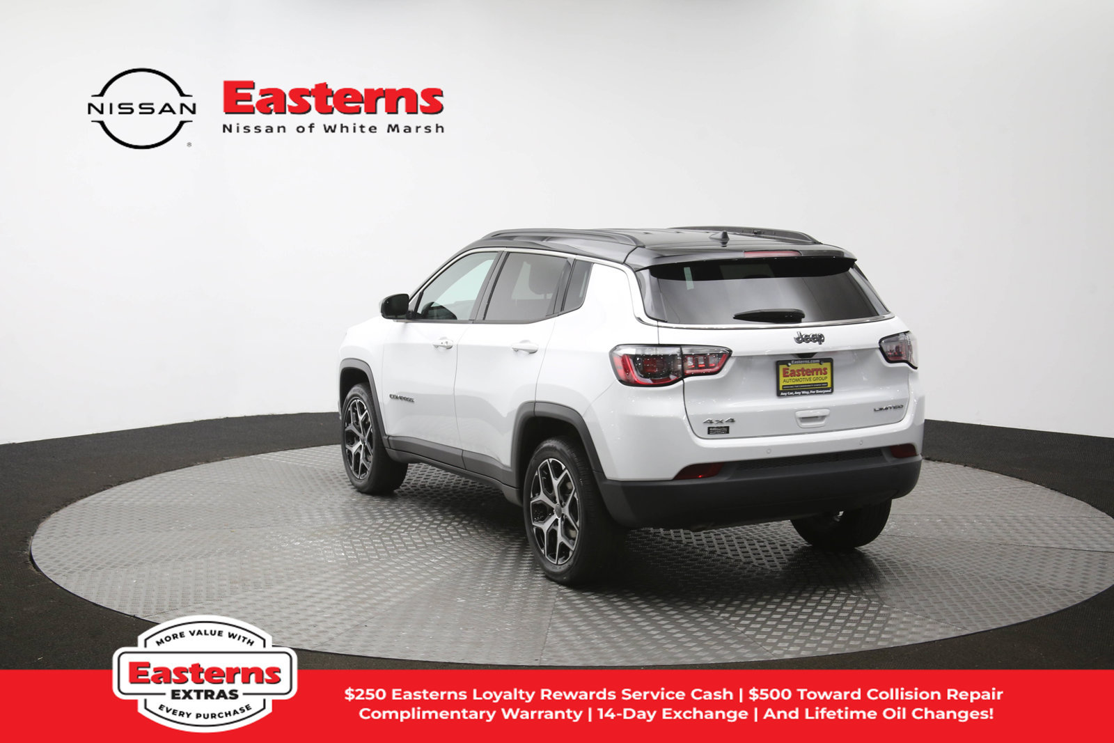 Used 2025 Jeep Compass Limited AWD/4WD image 63