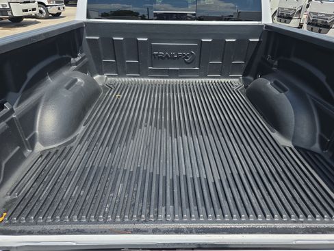 Used 2026 RAM 1500 Laramie AWD/4WD image 12