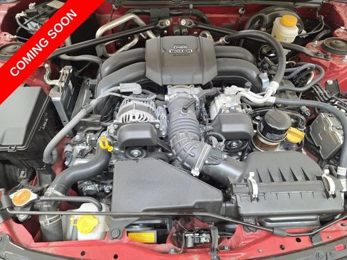 Used 2025 Toyota GR86 Premium w/ ALL Weather Mat Package (TMS) RWD image 9