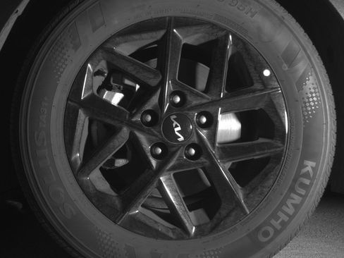 Used 2025 Kia K5 LXS image 12