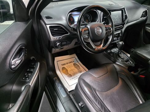 Used 2020 Jeep Cherokee High Altitude AWD/4WD image 6