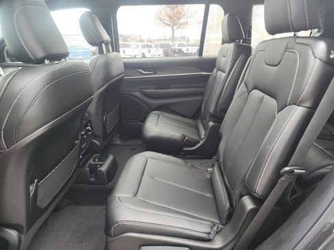 New 2025 Jeep Grand Cherokee L Limited image 20