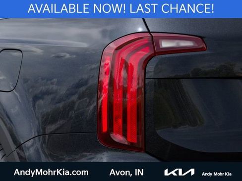 New 2025 Kia Telluride S image 11