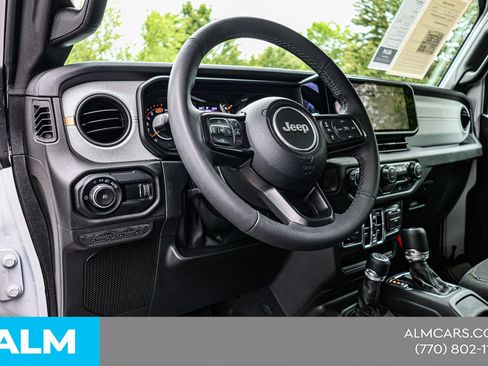Used 2025 Jeep Wrangler Unlimited Sport AWD/4WD image 22