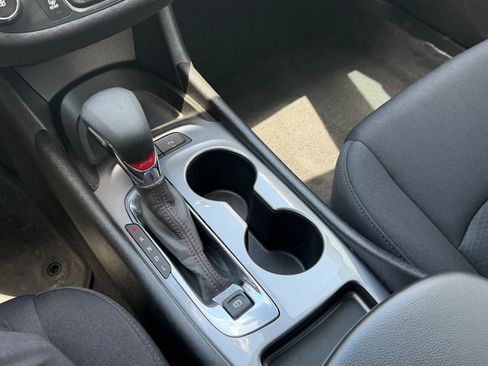 Used 2024 Chevrolet Malibu RS FWD image 16