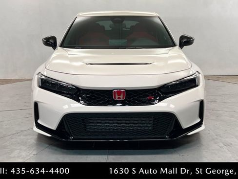 Used 2025 Honda Civic Type R image 8