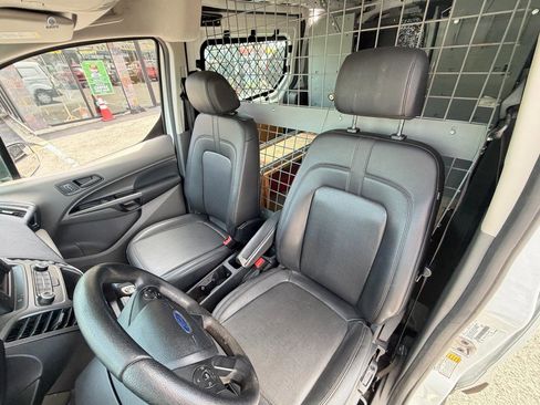 Used 2020 Ford Transit Connect XL FWD image 19