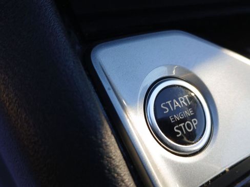 Used 2024 Nissan Altima 2.5 SV image 28