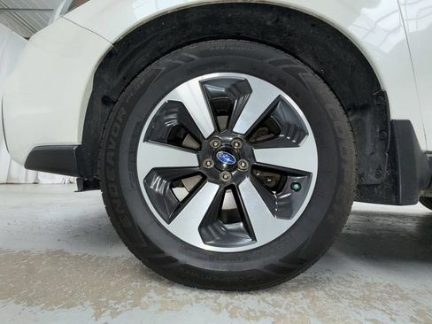 Used 2018 Subaru Forester 2.5i Premium AWD/4WD image 14