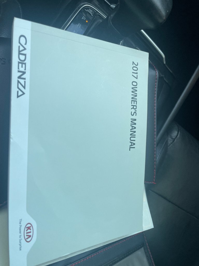 Used 2017 Kia Cadenza Technology FWD image 29