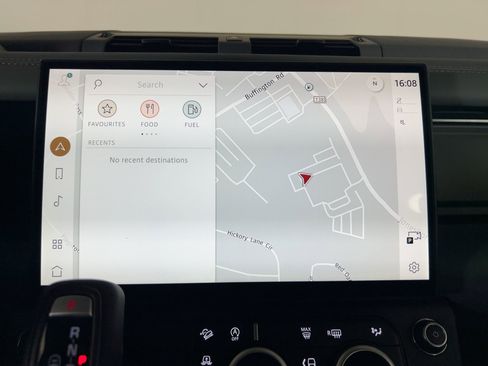 New 2026 Land Rover Defender 110 S image 21