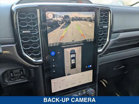 New 2025 Ford Ranger Lariat w/ FX4 Off-Road Package image 11