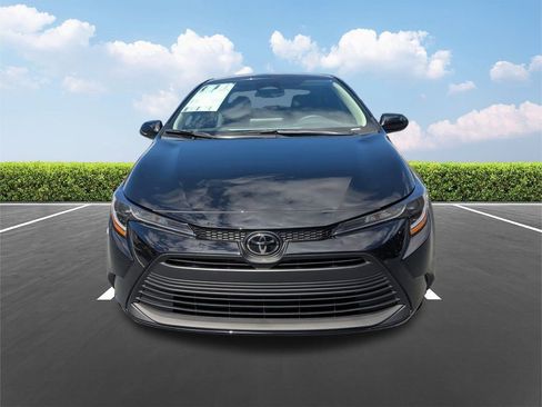 New 2026 Toyota Corolla LE image 9