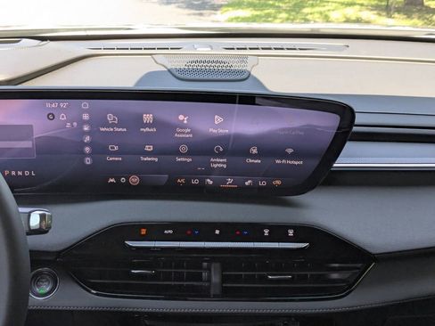 New 2026 Buick Enclave Sport Touring w/ Power Package FWD image 19