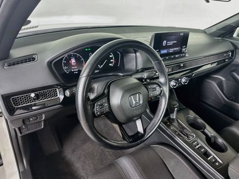 Used 2025 Honda Civic Sport image 8