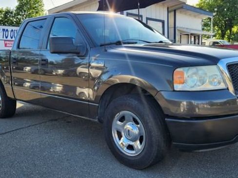 Used 2007 Ford F150 XLT RWD image 3