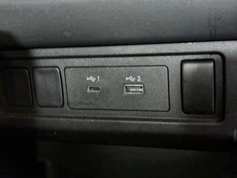 Used 2024 Nissan Frontier S RWD image 42