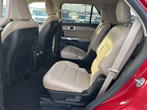 Used 2020 Ford Explorer Limited image 34