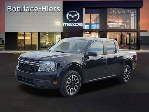 Used 2022 Ford Maverick Lariat image 2