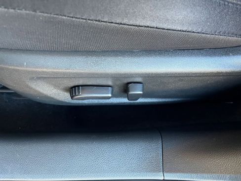 Used 2024 Nissan Altima 2.5 SV image 23