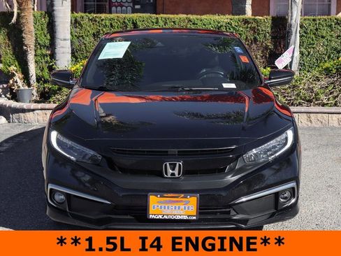 Used 2019 Honda Civic Touring image 3