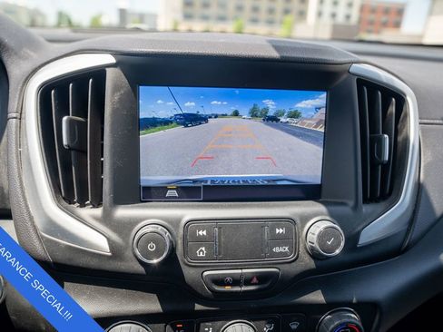 Used 2022 GMC Terrain SLT image 22