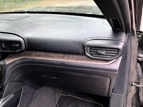 Used 2020 Ford Explorer Platinum w/ Premium Technology Package image 23