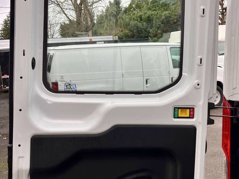 Used 2018 Ford Transit 250 148 Medium Roof image 16