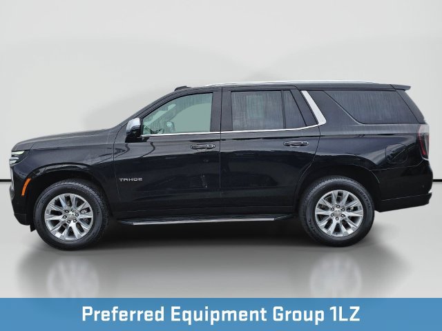 Used 2025 Chevrolet Tahoe Premier AWD/4WD image 2