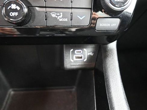 Used 2025 Jeep Compass Trailhawk AWD/4WD image 25