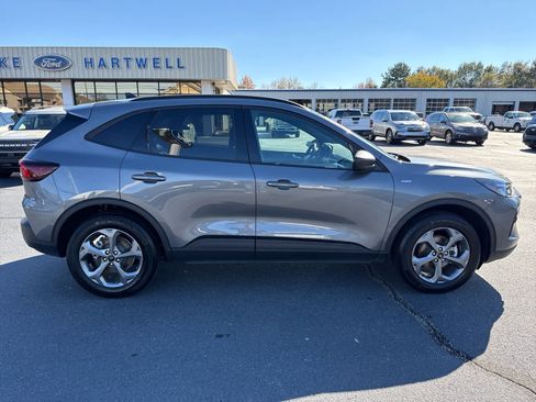 Used 2025 Ford Escape ST-Line image 22