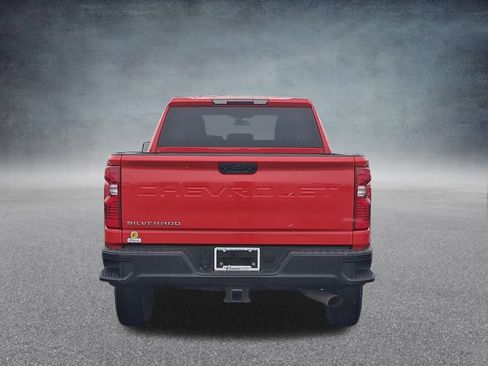 Used 2024 Chevrolet Silverado 2500 W/T image 9