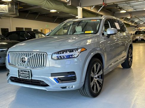Used 2025 Volvo XC90 B6 Plus w/ Protection Package Premier AWD/4WD image 5