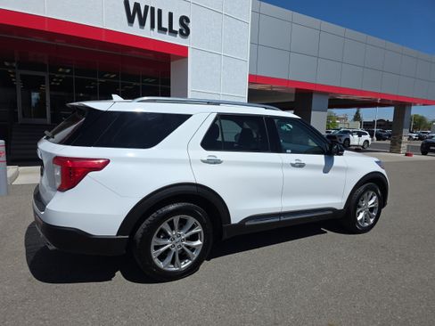 Used 2020 Ford Explorer Limited AWD/4WD image 4